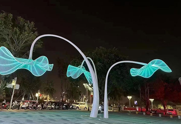 Landscape modeling lamp